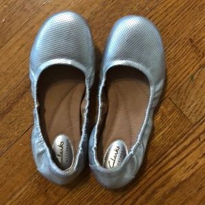 NWOT Clark’s flats